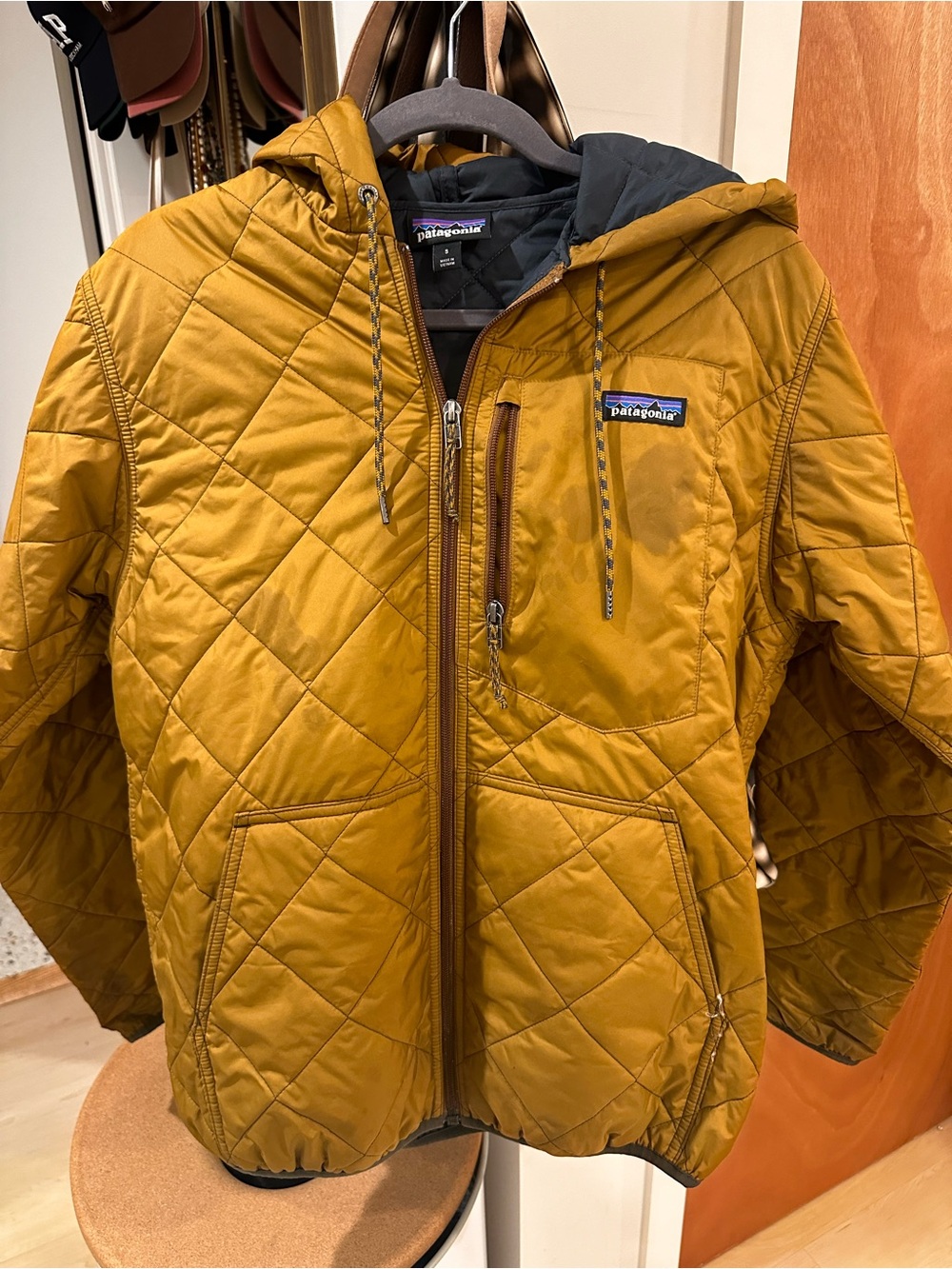 PATAGONIA DIAMOND QUILT MENS JACKET